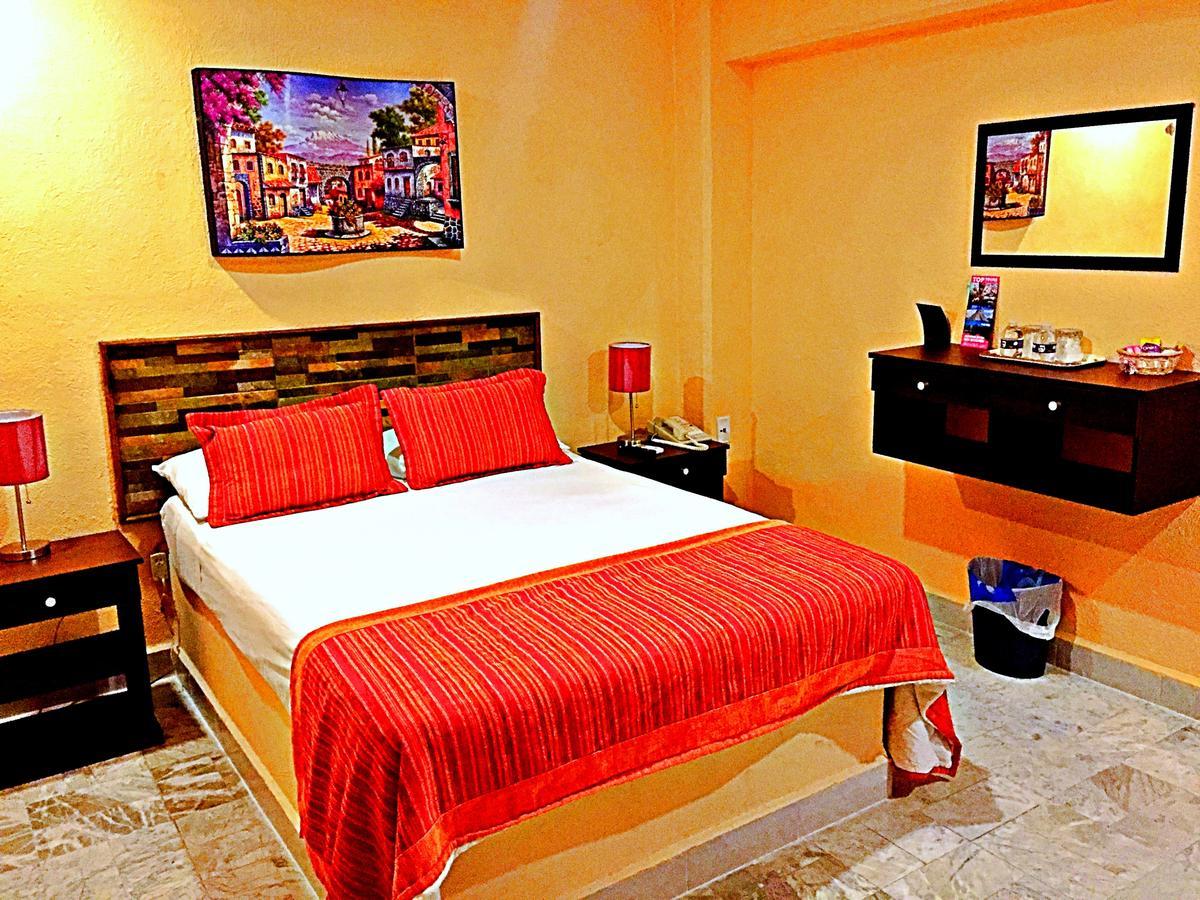 Hotel Versalles Suites Cancún Exterior foto